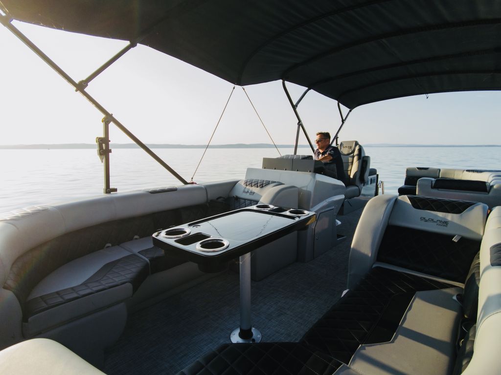 Elektromos Pontoon Hajóbérlés Balaton 2